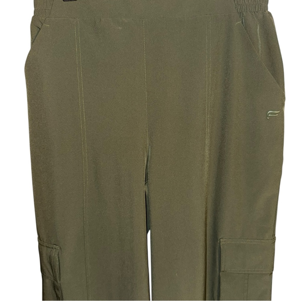 Fabletics Downtown Cargo Pants Dark Olive Wide Leg - Picture 7 of 12